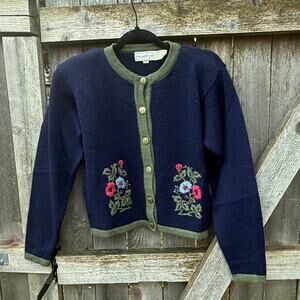 VTG 100% worsted wool Cardigan SWEATER Size Medium the Eagle's Eye blue floral